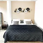 Leni Living - Riesig! Repraesentativ! Ruhig! Apartament