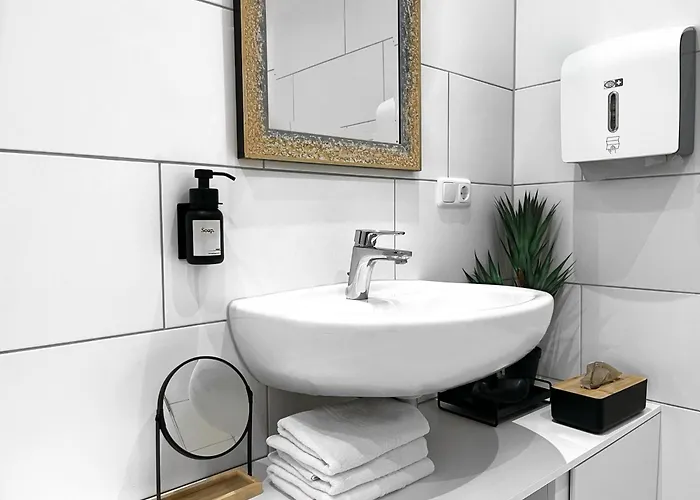 Leni Living - Riesig! Repraesentativ! Ruhig! Apartamento